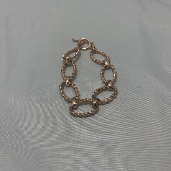 Rope Link Gold Tone Fashion Bracelet 8 Inch Long 0.5 Inch Wide - Picture 3 of 3